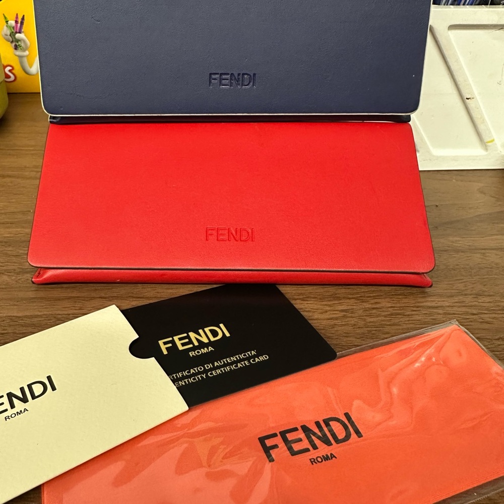 2 Fendi Royal Blue  And Fendi  Red Sunglasses Case with Fendi Cloth  <<<3>>> - Picture 2 of 7